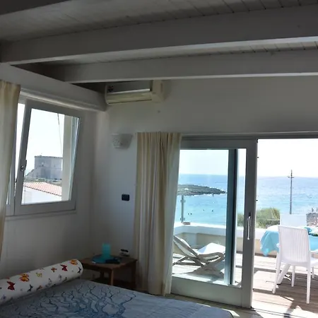Mansarda Sul Mare Apartment *