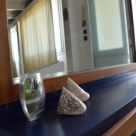 Mansarda Sul Mare Apartment *